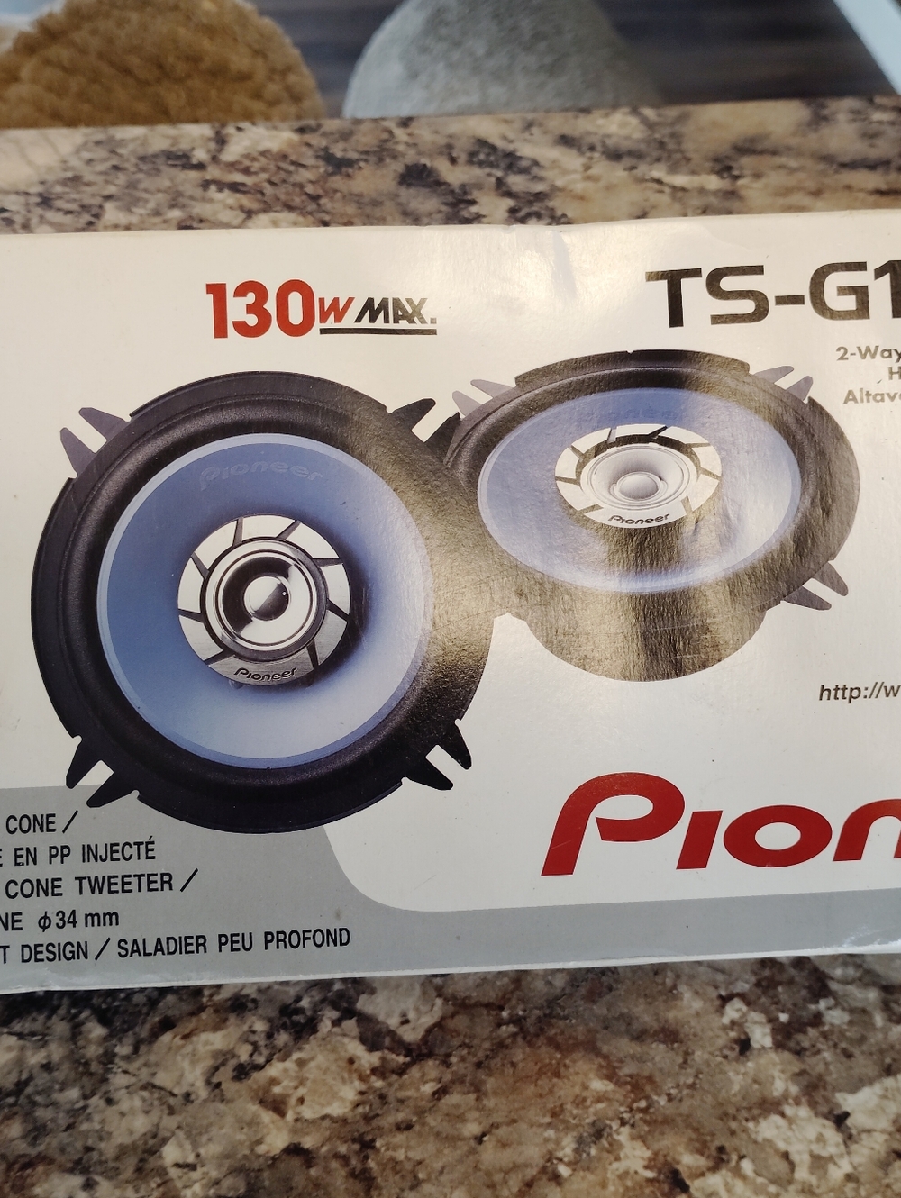 PIONEER Black and Light Blue Car Speakers TS-G1 Series New